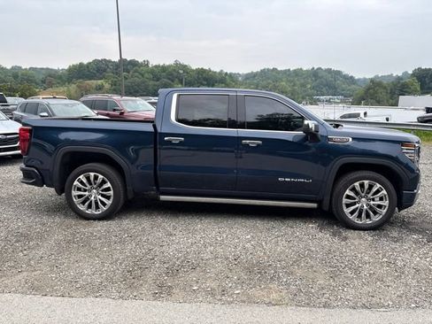 Used 2023 GMC Sierra 1500 Denali w/ Denali Reserve Package AWD/4WD image 6