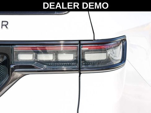 New 2025 Jeep Grand Wagoneer L Series II Obsidian w/ Quick Order Packagew 28T image 10