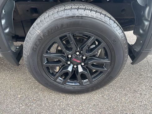 Certified 2025 GMC Sierra 1500 Elevation image 9