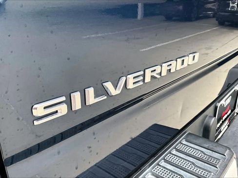 Used 2020 Chevrolet Silverado 1500 LT AWD/4WD image 34