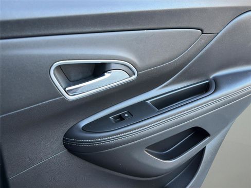 Used 2016 Buick Encore AWD 4dr image 28