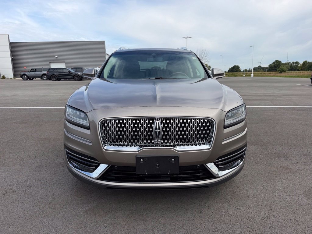 Used 2020 Lincoln Nautilus Reserve AWD/4WD image 2