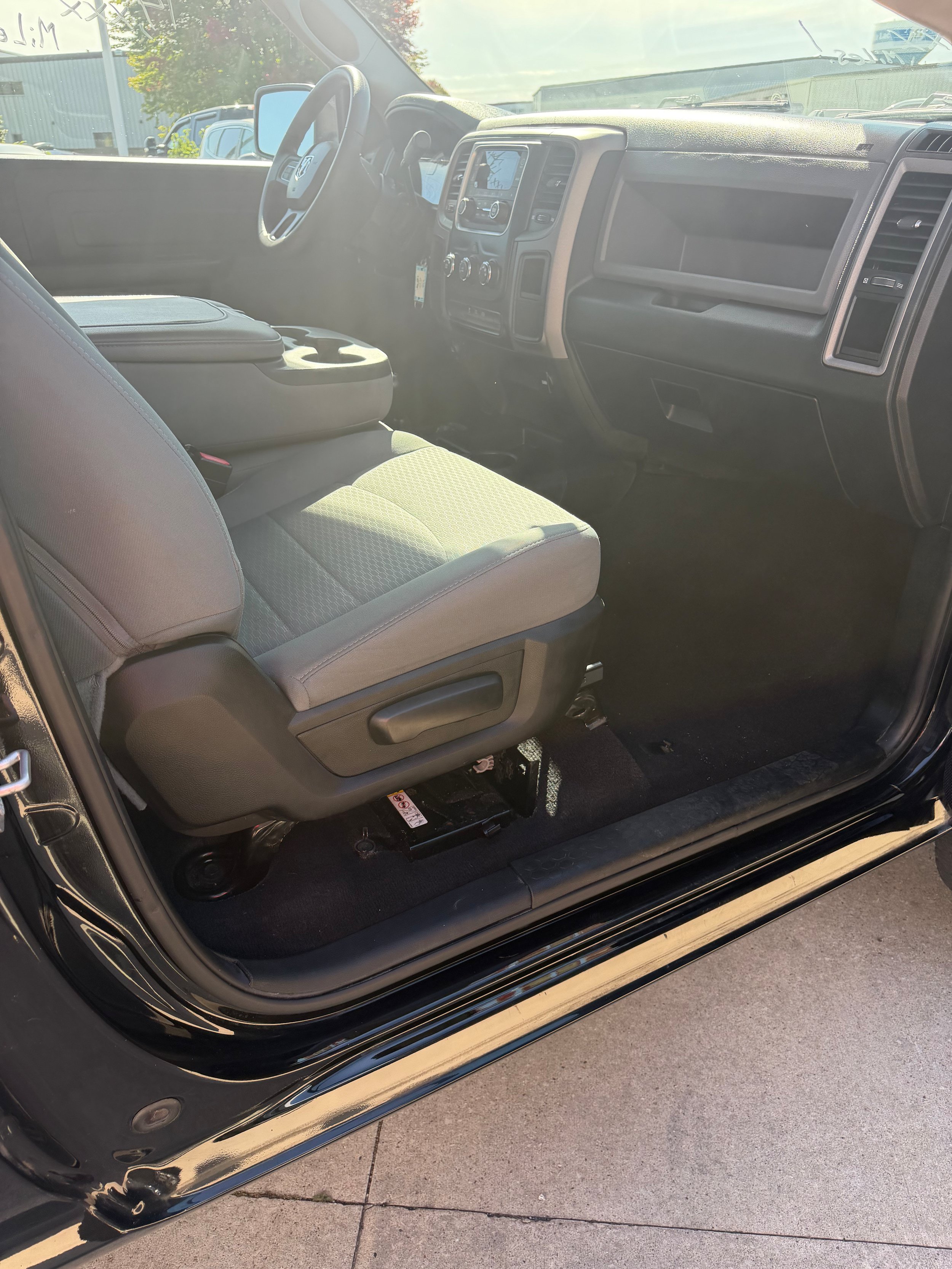 Used 2018 RAM 2500 Tradesman w/ Popular Equipment Group AWD/4WD image 4