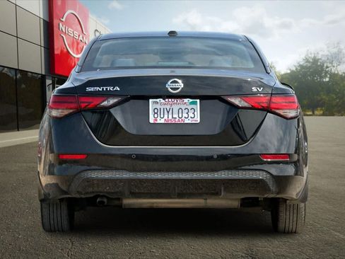 Used 2021 Nissan Sentra SV FWD image 8