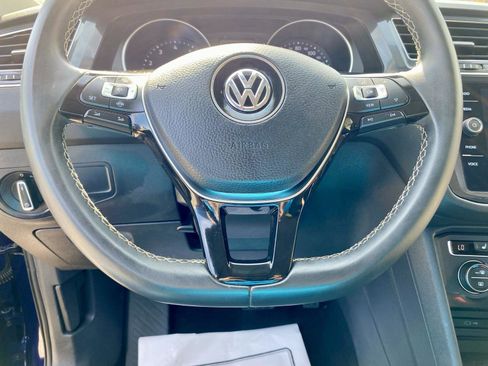 Used 2021 Volkswagen Tiguan SEL image 22