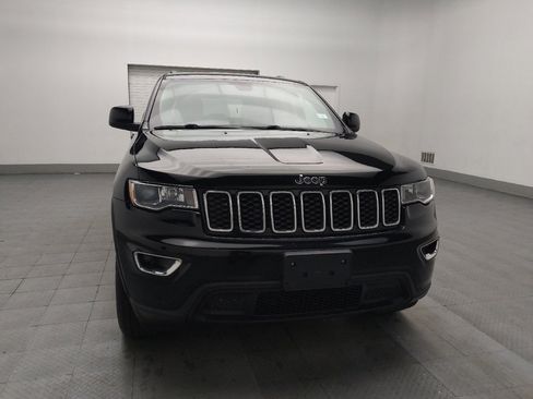 Used 2019 Jeep Grand Cherokee Laredo image 14