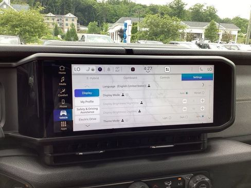 Used 2024 Jeep Wrangler Unlimited AWD/4WD image 33