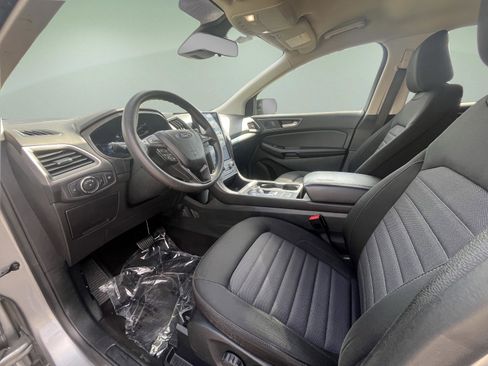 Used 2022 Ford Edge SE w/ Black Appearance Package AWD/4WD image 19