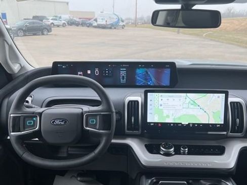 New 2026 Ford Expedition Max Active image 14