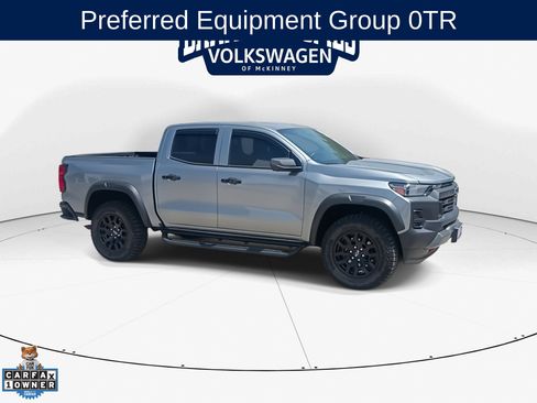 Used 2025 Chevrolet Colorado Trail Boss AWD/4WD image 2