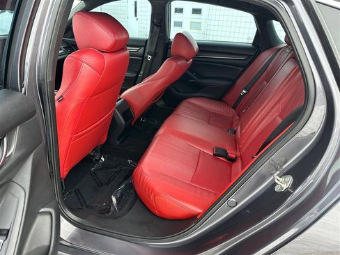 Used 2019 Honda Accord Sport image 10