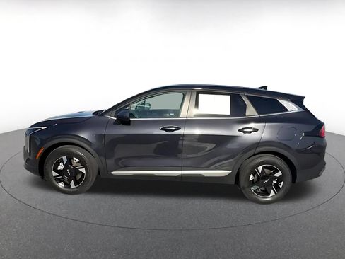 Used 2026 Kia Sportage LX FWD image 7