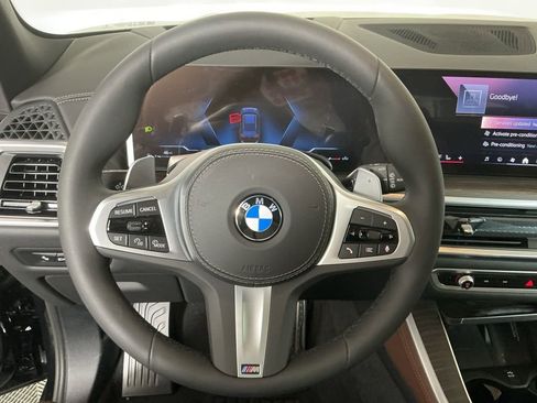 New 2026 BMW X5 xDrive40i w/ M Sport Package image 17