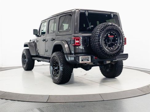 Used 2020 Jeep Wrangler Unlimited Sahara AWD/4WD image 8