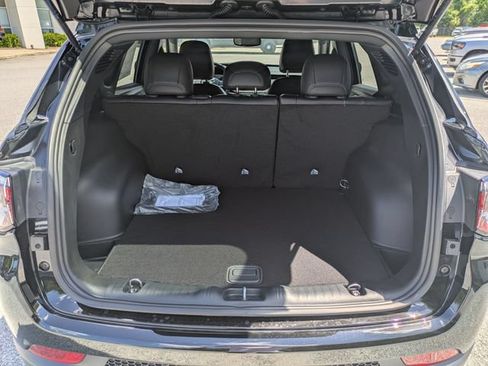 New 2026 Jeep Compass Latitude AWD/4WD image 29