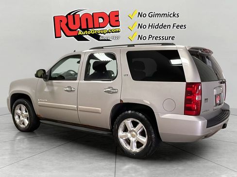 Used 2007 Chevrolet Tahoe LTZ w/ LTZ Preferred Equipment Group AWD/4WD image 4