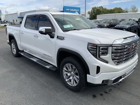 Used 2024 GMC Sierra 1500 Denali w/ Technology Package image 2