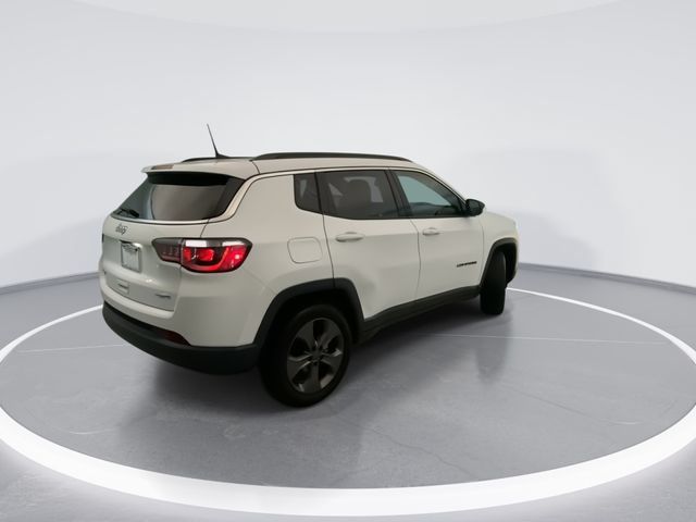 Used 2022 Jeep Compass Latitude AWD/4WD image 4