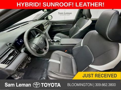 Used 2025 Toyota Camry SE image 20