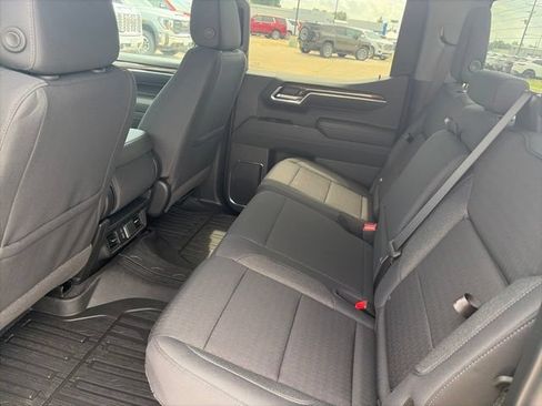 New 2026 GMC Sierra 1500 Elevation w/ Elevation Select Package AWD/4WD image 11