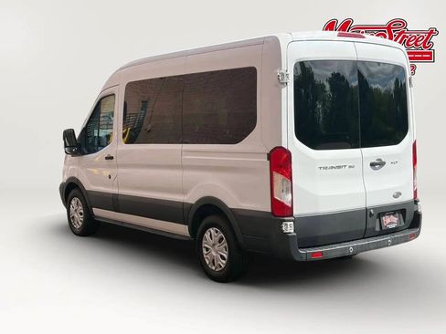 Used 2015 Ford Transit 150 XLT RWD image 5