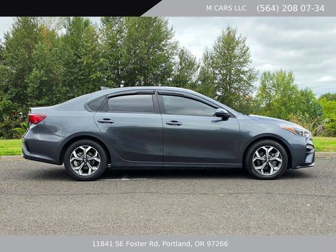 Used 2019 Kia Forte LXS FWD image 7