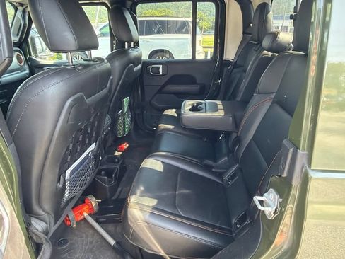 Used 2022 Jeep Gladiator Mojave w/ Safety Group AWD/4WD image 7