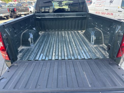 Used 2025 Chevrolet Silverado 1500 LT AWD/4WD image 15