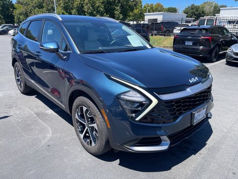 Used 2023 Kia Sportage EX AWD/4WD image 1