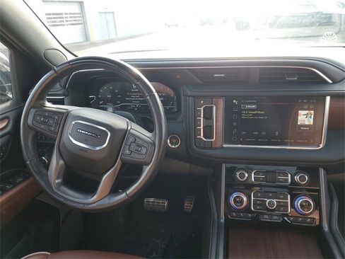 Used 2023 GMC Yukon Denali Ultimate image 26