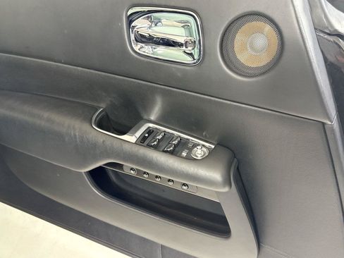 Used 2014 Rolls-Royce Wraith RWD image 12