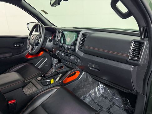 Certified 2023 Nissan Frontier PRO-4X w/ Pro-4X Premium Package AWD/4WD image 16