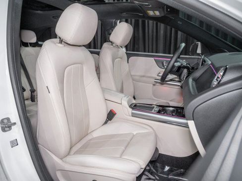 Certified 2025 Mercedes-Benz GLA 250 4MATIC image 14