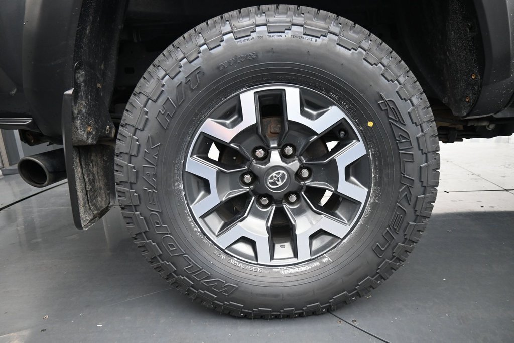 Used 2023 Toyota Tacoma TRD Off-Road AWD/4WD image 10