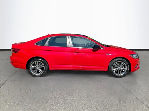 Used 2019 Volkswagen Jetta R-Line image 8