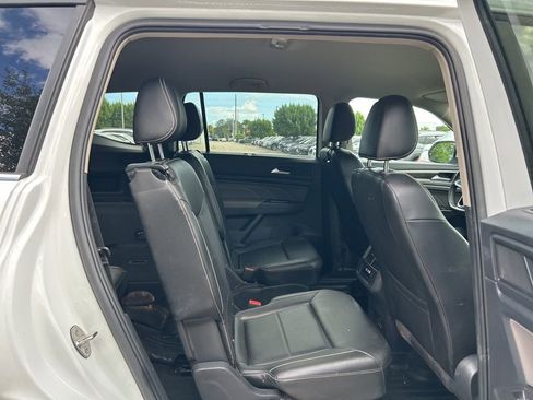 Used 2022 Volkswagen Atlas SE w/ Black Wheel Package image 38