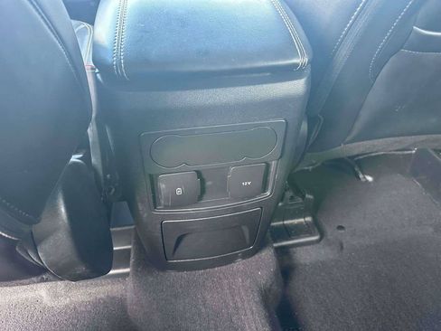 Used 2023 Ford Explorer XLT w/ Equipment Group 202A AWD/4WD image 12