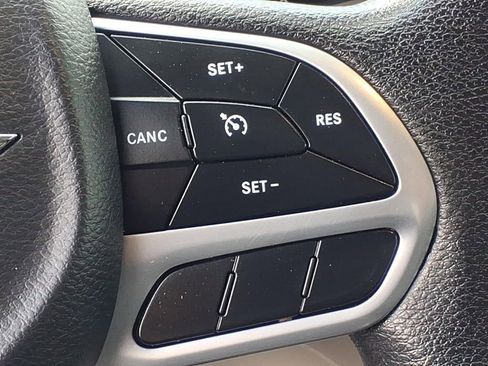 Used 2020 Chrysler Voyager Lxi FWD image 10