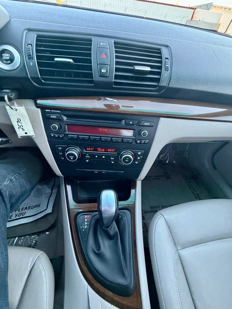 Used 2012 BMW 128i Convertible RWD image 24
