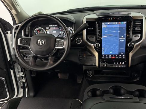 Used 2024 RAM 2500 Laramie w/ Safety Group AWD/4WD image 11