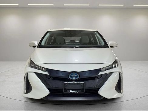 Used 2020 Toyota Prius Prime XLE FWD image 17
