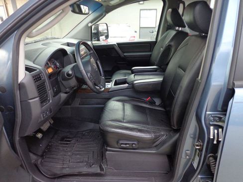 Used 2011 Nissan Titan SL w/ SL Max Utility Pkg image 13