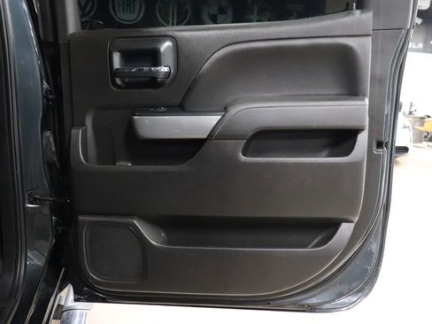 Used 2018 Chevrolet Silverado 1500 LT w/ Texas Edition image 26