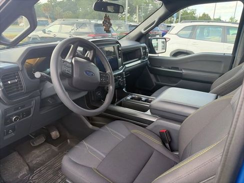 Used 2025 Ford F150 STX w/ Equipment Group 200A RWD image 8