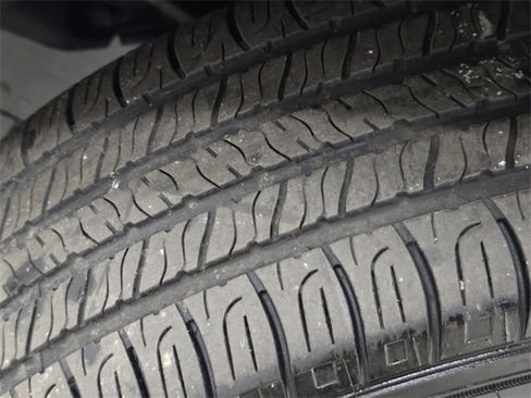 Used 2019 Subaru Crosstrek 2.0i Premium image 9