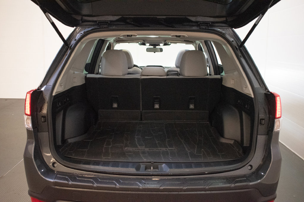 Certified 2023 Subaru Forester Premium AWD/4WD image 23
