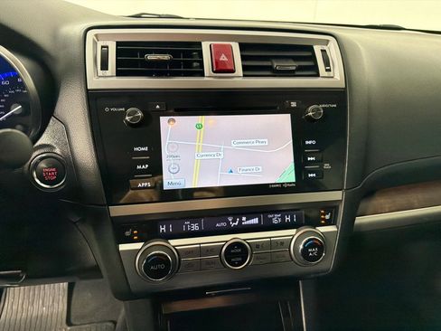 Used 2017 Subaru Outback 2.5i Limited image 18
