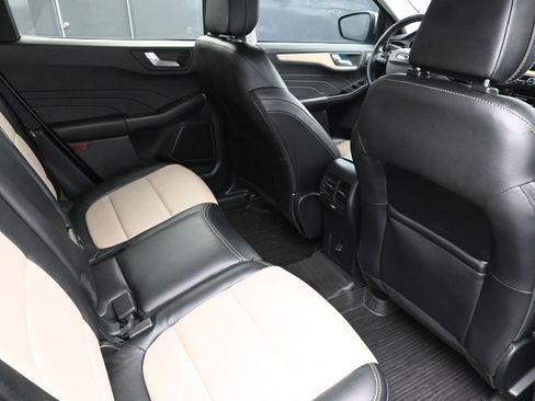 Used 2022 Ford Escape Titanium w/ Titanium Elite Package image 24