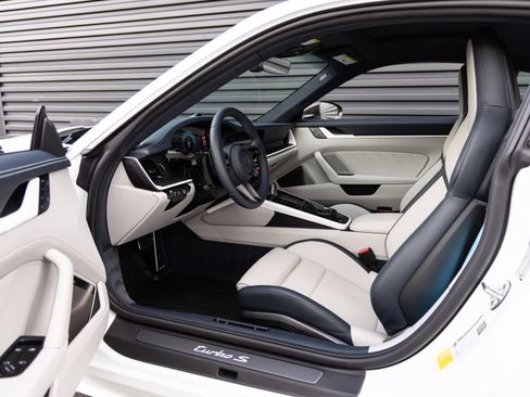 Used 2026 Porsche 911 Turbo S AWD/4WD image 24