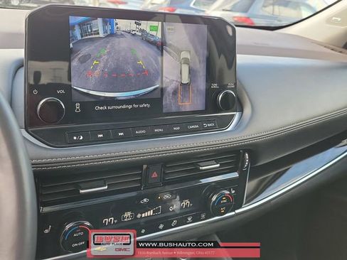 Used 2022 Nissan Rogue SL w/ SL Premium Package image 26